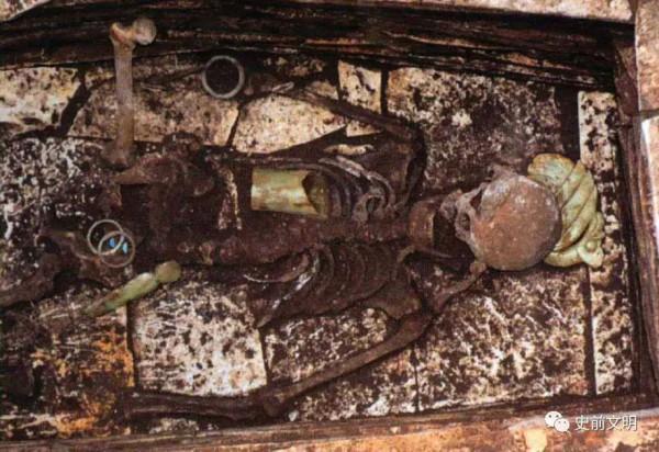 歷代玉器的時代特徵:(3)紅山文化玉器「四」 歷代玉器的時代特徵:(3)紅山文化玉器「四」