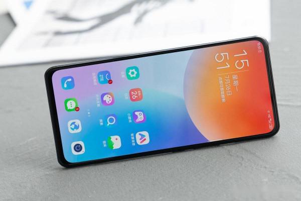 一千多的手機和七八千的手機，到底有啥區別？是智商稅嗎？