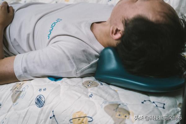 頸椎護理小助手，輕鬆緩解頸部痠痛，賓多康智慧頸枕按摩器體驗