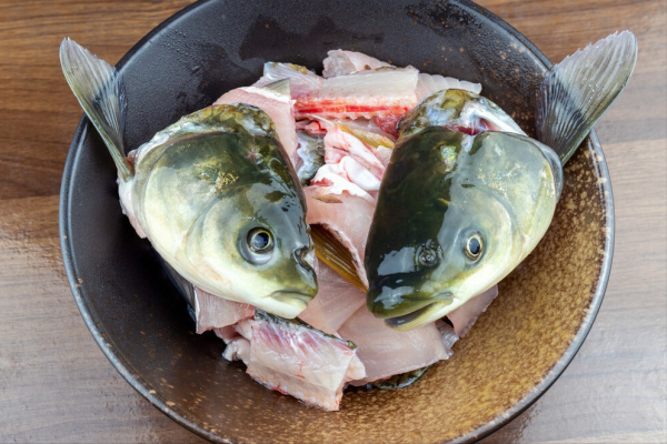 做酸菜魚有訣竅，記住關鍵3點，湯汁濃白，魚片滑嫩鮮香不易碎