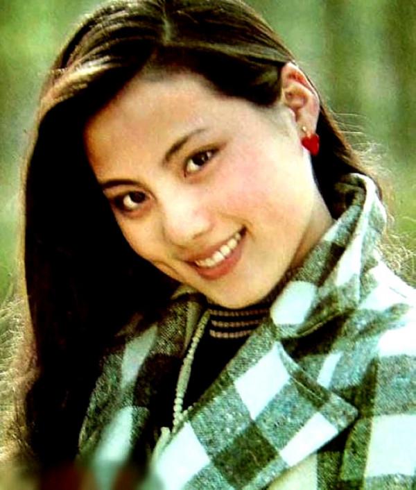 樂韻去世26年,退出《紅樓夢》成就鄧婕,騙她的羅烈下場怎麼樣? 樂韻去世26年,退出《紅樓夢》成就鄧婕,騙她的羅烈下場怎麼樣?