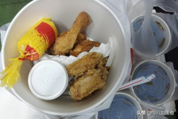 吃肯德基,內行人從不點這4種食物,看著好實則不划算,別不懂 吃肯德基,內行人從不點這4種食物,看著好實則不划算,別不懂