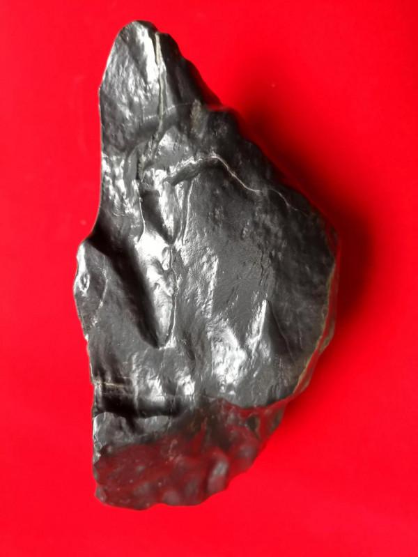 非常稀有的無球粒定向隕石