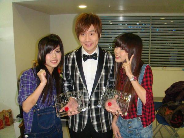 “塑膠”親姐妹花.BY2