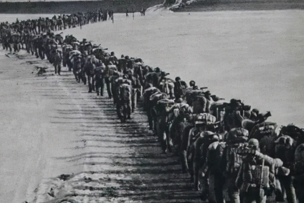 1950年，志願軍在長津湖激戰，老蔣在臺灣謀劃了什麼？