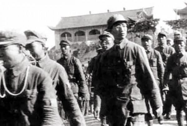 中國曾有19個兵團，兵團是什麼編制，一個兵團有多少人呢？