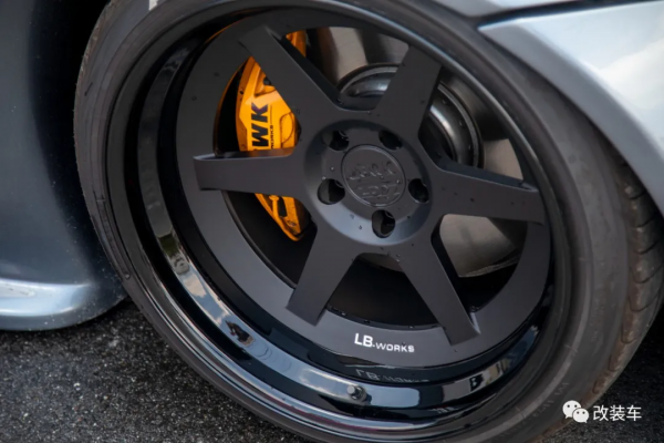 63萬拿下3000公里的準新豐田Supra,還能送全套LB套件+氣動? 63萬拿下3000公里的準新豐田Supra,還能送全套LB套件+氣動?