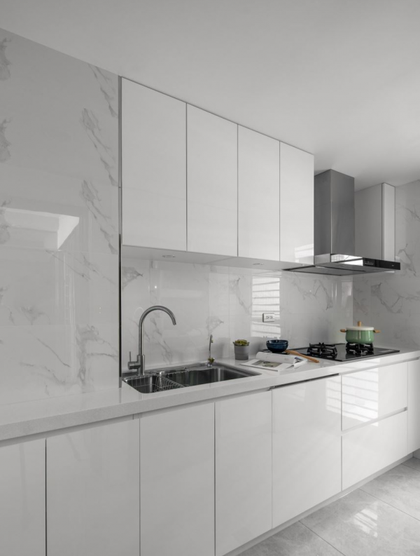 35年老房大改造，純白浪漫93平現代風空間，堪比韓劇豪宅