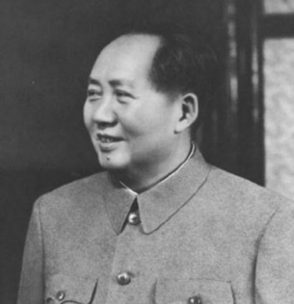 毛主席外孫女孔東梅:與毛主席最像,卻坦言不想活在外公光環之下 毛主席外孫女孔東梅:與毛主席最像,卻坦言不想活在外公光環之下