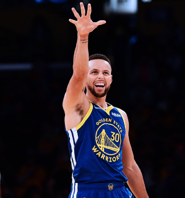 如果讓你在NBA現役球員裡 組一支隊伍,哪5人一起最無解? 如果讓你在NBA現役球員裡 組一支隊伍,哪5人一起最無解?