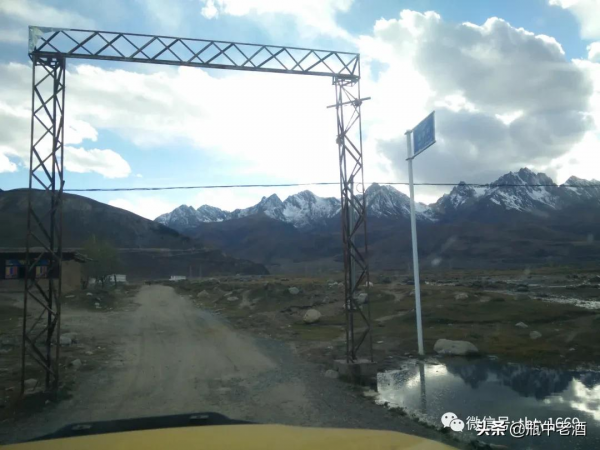 02:初探印證猜想，高程4千多米處確有20多公里長丹霞景觀