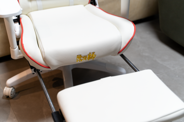 懶癌玩家的書房，小電競桌面改造雜談