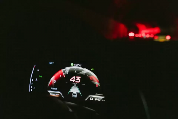 開2021最火的網紅車，打卡最熱的川西網紅店