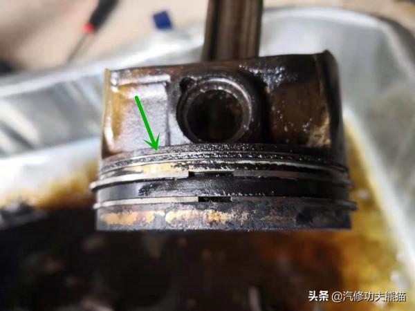 大眾高爾夫1.4T差點開報廢，燒機油、燒防凍液、缺缸大修一次解決