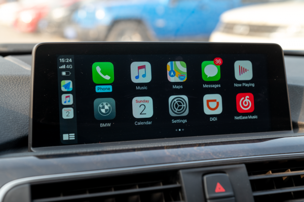 高功率、長軸距，運動家用兩面兼顧——二手寶馬330Li