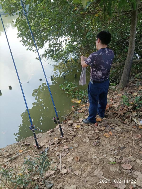 菜市場啥樣的魚沒有，幹嘛還要去河邊釣魚呢？