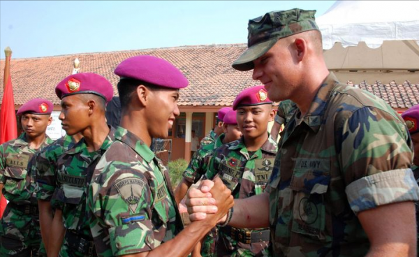 武官到底是什麼官,經常聽到駐某國武官 他到底是個多大的官? 武官到底是什麼官,經常聽到駐某國武官 他到底是個多大的官?