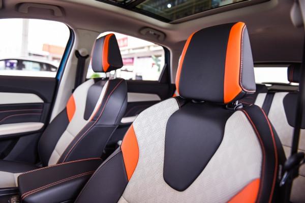 年輕人的第一臺潮酷緊湊SUV,這臺哈弗你心動了沒? 年輕人的第一臺潮酷緊湊SUV,這臺哈弗你心動了沒?