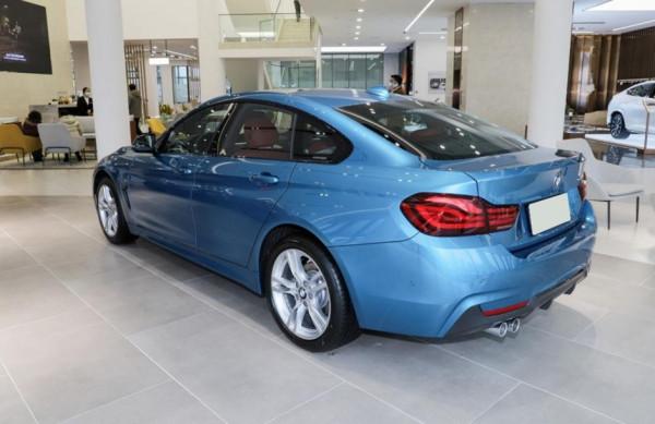 老款的寶馬4系也很好看,操控更純粹,內飾更原始 老款的寶馬4系也很好看,操控更純粹,內飾更原始