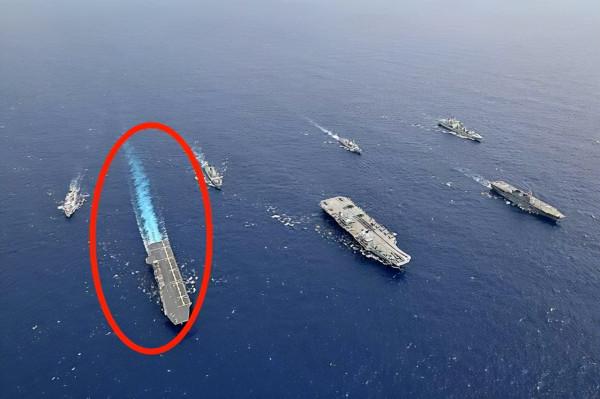 全球兩棲攻擊艦排行榜，第三名爭奪激烈，出雲艦比075還要大？