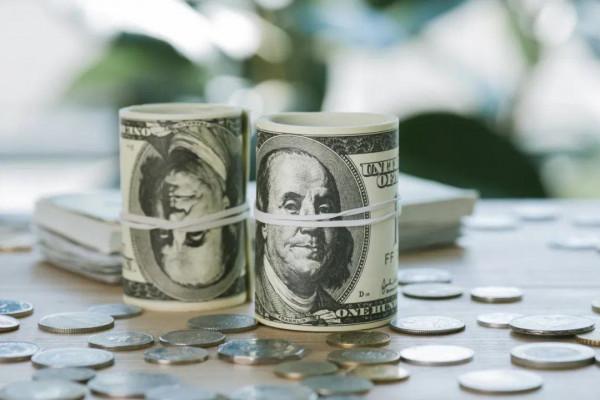 28萬億美債無力償還,美國慌不擇路致電中國,想讓中國買單 28萬億美債無力償還,美國慌不擇路致電中國,想讓中國買單