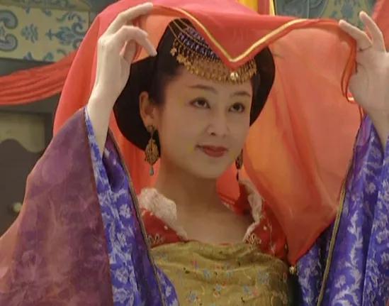 唐代人服妖，用後世時光看：時尚