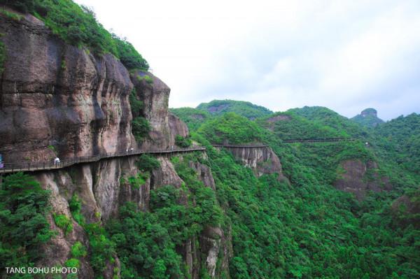 隱藏在臺州的小眾旅遊地神仙居,千峰林立雲霧繚繞宛如人間 隱藏在臺州的小眾旅遊地神仙居,千峰林立雲霧繚繞宛如人間