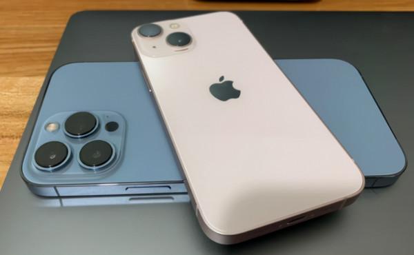 跟以往的蘋果手機比起來，iphone 13價格簡直就是“大跳樓”，這不