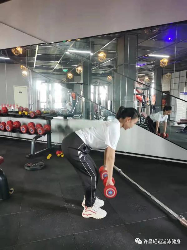 背部的訓練動作有哪些?該怎麼做 背部的訓練動作有哪些?該怎麼做