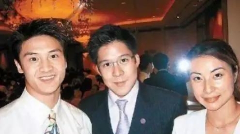 霍啟剛的追妻路：郭晶晶父母反對，女二女三橫插險毀婚，霍少好難