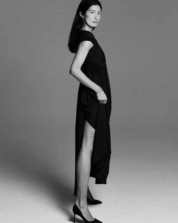 50歲出道成為熱門超模!這個嫁入紀梵希豪門的中國女人,太厲害了 50歲出道成為熱門超模!這個嫁入紀梵希豪門的中國女人,太厲害了