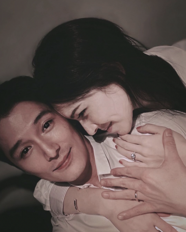 閃離追真愛，因子女隱瞞婚變10年，2021年明星為啥扎堆兒離婚