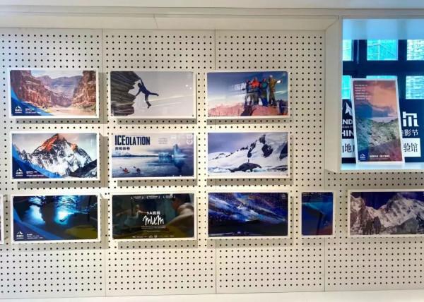 來十八梯，偶遇這家主題書店