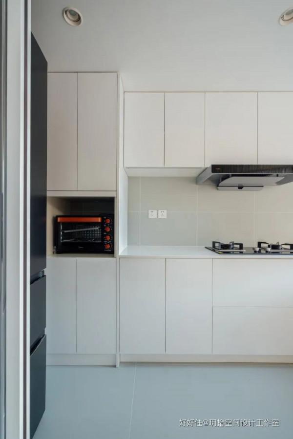 64㎡竟住下祖孫三代6口人，中國家庭透過改造實現“幸福的蝸居”