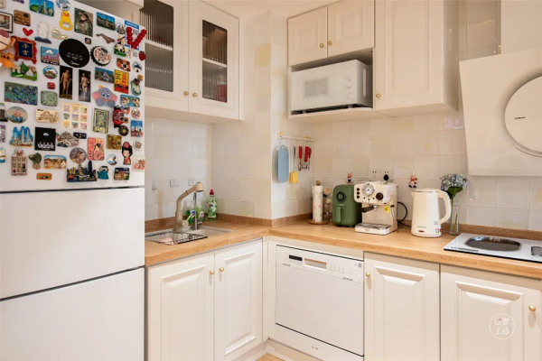 獨居女生的家長啥樣？餐廳變玄關，小清新混搭風也太美了