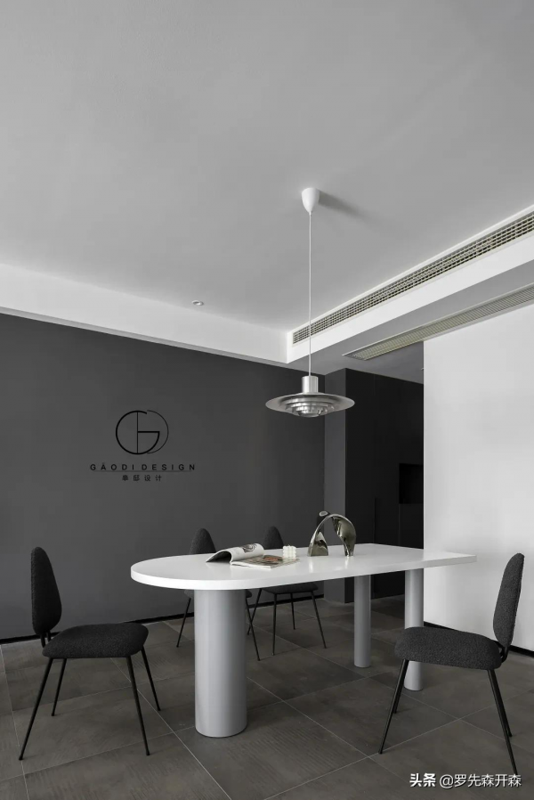 極簡灰色·80㎡清水房改造設計實景——行走的大衛 極簡灰色·80㎡清水房改造設計實景——行走的大衛