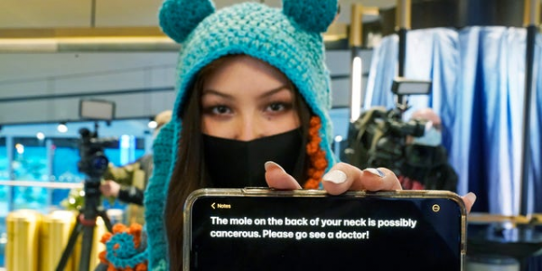 “你的痣可能是癌！”加拿大女孩一句話讓溫哥華球隊獎她1萬刀