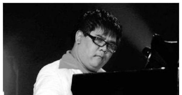 從勵志的盲人歌手到人人唾棄，楊光怎麼就走到了今天這種地步？