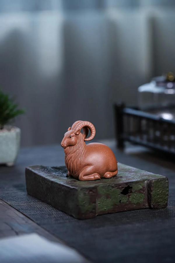 精品羊，可愛嗎？