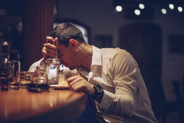 這9件事特別傷胃，看看你佔了幾樣？