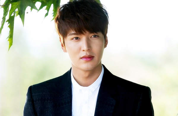 當韓劇天王遇到中國男神,鍾漢良輸了2次,謝霆鋒都贏不了宋承憲 當韓劇天王遇到中國男神,鍾漢良輸了2次,謝霆鋒都贏不了宋承憲