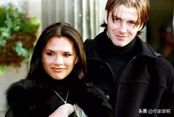 豪辦3場婚禮，13枚婚戒，老公全球最帥，貝嫂維多利亞有多厲害？