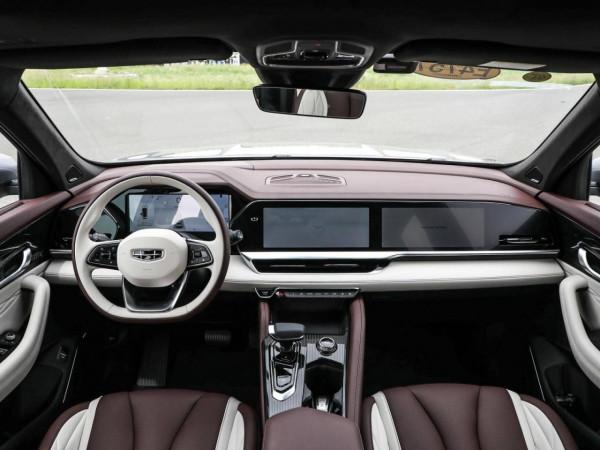 吉利星越L買哪款？首推兩驅旗艦型 更大更豪華 你想要的它都有