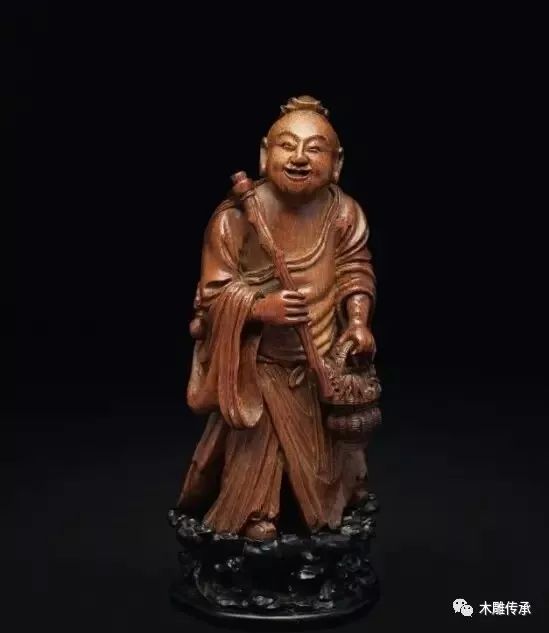 包漿後的竹雕,像極了天外來物 包漿後的竹雕,像極了天外來物