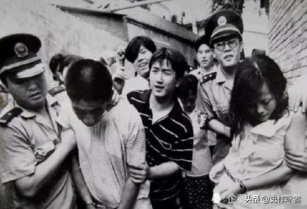 盤點新中國成立後7位“皇帝”,搞笑“正皇帝”張清安給老蔣下旨 盤點新中國成立後7位“皇帝”,搞笑“正皇帝”張清安給老蔣下旨