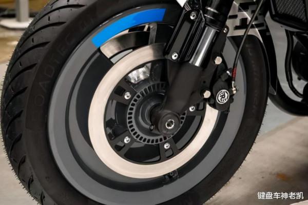 皇家恩菲爾德也釋出概念車了,SG650首次曝光,未來感十足 皇家恩菲爾德也釋出概念車了,SG650首次曝光,未來感十足