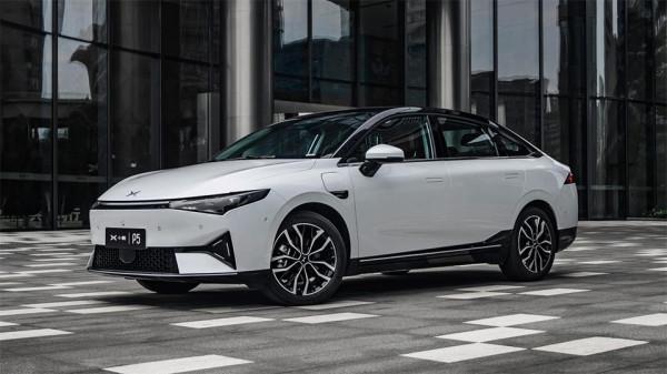 中國車企和萬億市值間的鴻溝:不是算力,是價效比 中國車企和萬億市值間的鴻溝:不是算力,是價效比