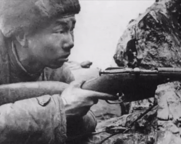 美媒評選世界十大狙擊手，中國射手張桃芳位居榜首，曾是美軍噩夢