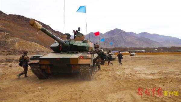 各部隊新年度軍事訓練高起點展開