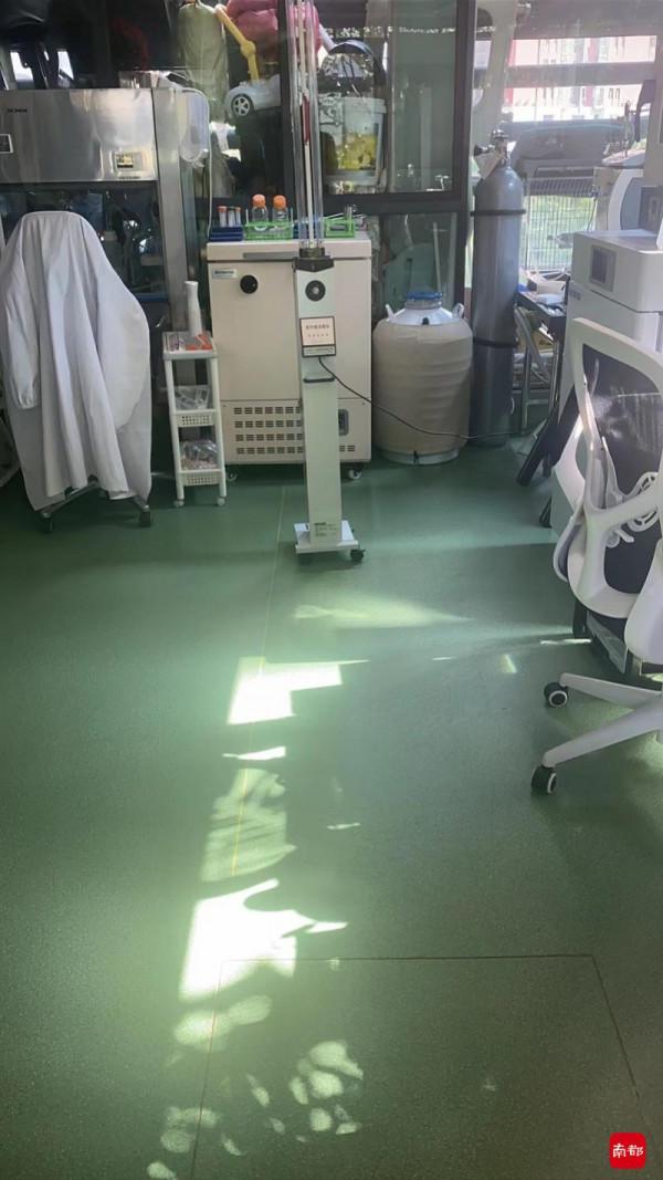 對話自制“藥”救罕見病兒子的父親：希望相關藥物研發有突破